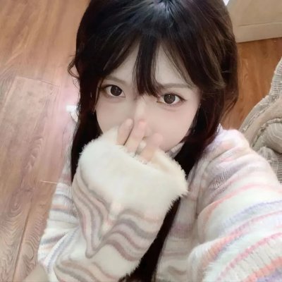 吉丝兰·马克斯韦尔：富淫